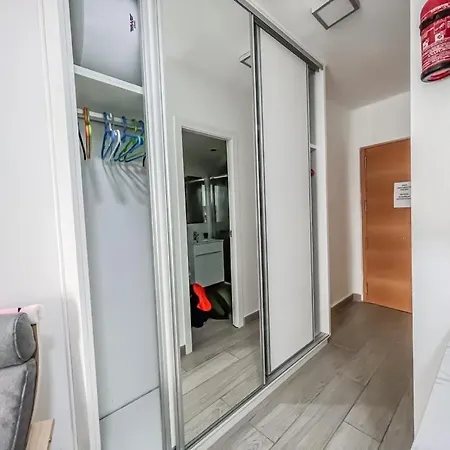 Reformed In 3k Apartment