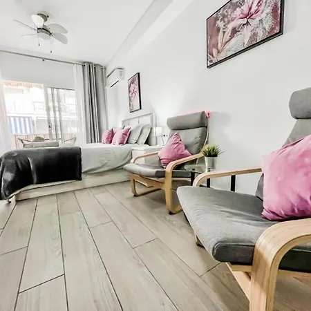 Apartment Reformed In 3k Nerja